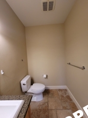Contemporary Condo in Johns Landing