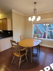 Contemporary Condo in Johns Landing