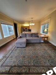 Contemporary Condo in Johns Landing