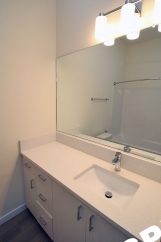**RENT SPECIAL** Sleek, Contemporary & Modern Studio Apartment in the Heart of Sellwood!