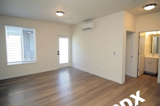 Sleek, Contemporary & Modern Living in the Heart of Sellwood!
