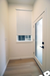 Sleek, Contemporary & Modern 1 Bedroom Apt in the Heart of Sellwood!