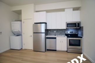Sleek, Contemporary & Modern 1 Bedroom Apt in the Heart of Sellwood!