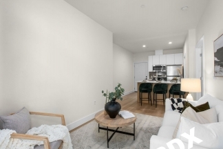 **CONCESSION - ONE MONTH FREE RENT ON APPROVED CREDIT** Ground Floor Contemporary 1 Bedroom Apartment - SW Portland