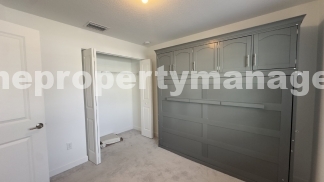 Stylish 3-Bed, 3-Bath Townhouse Oasis in Riviera Beach - 1311 Sq Ft of Comfort!