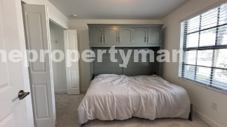 Stylish 3-Bed, 3-Bath Townhouse Oasis in Riviera Beach - 1311 Sq Ft of Comfort!