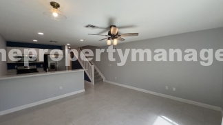 Stylish 3-Bed, 3-Bath Townhouse Oasis in Riviera Beach - 1311 Sq Ft of Comfort!