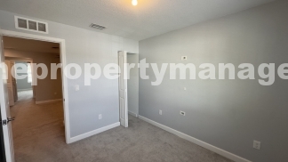 Stylish 3-Bed, 3-Bath Townhouse Oasis in Riviera Beach - 1311 Sq Ft of Comfort!