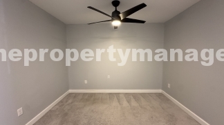 Stylish 3-Bed, 3-Bath Townhouse Oasis in Riviera Beach - 1311 Sq Ft of Comfort!