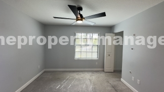 Stylish 3-Bed, 3-Bath Townhouse Oasis in Riviera Beach - 1311 Sq Ft of Comfort!