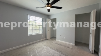 Stylish 3-Bed, 3-Bath Townhouse Oasis in Riviera Beach - 1311 Sq Ft of Comfort!
