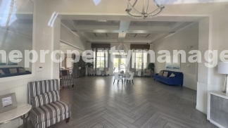 Stylish 3-Bed, 3-Bath Townhouse Oasis in Riviera Beach - 1311 Sq Ft of Comfort!