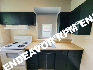 2Bed/1Bath Move In Ready!