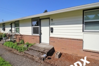 Charming 1 Bedroom Apartment in Cully Neighborhood