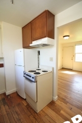 Charming 1 Bedroom Apartment in Cully Neighborhood