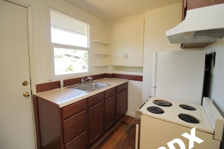 Charming 1 Bedroom Apartment in Cully Neighborhood
