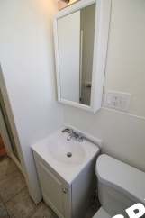 Charming 1 Bedroom Apartment in Cully Neighborhood
