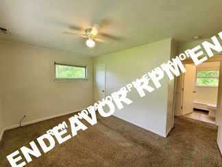 Move in Ready 2bed-1 bath Pet Friendly