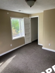 UNIVERSITY LIVING - Beautiful 5 Bedroom Home in St. Johns - Next to University of Portland!