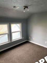 UNIVERSITY LIVING - Beautiful 5 Bedroom Home in St. Johns - Next to University of Portland!