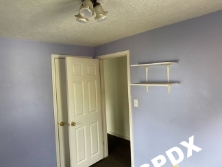 UNIVERSITY LIVING - Beautiful 5 Bedroom Home in St. Johns - Next to University of Portland!