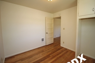Cozy 1 Bedroom Courtyard Apartment Home in Cully