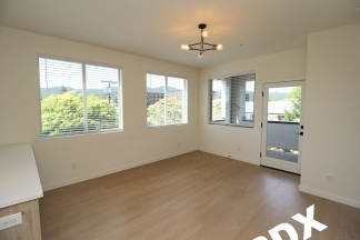 1/2 Month Of Free Rent! Luxury 2 Bedroom/2 Bath Apt in the Heart of St. Johns in the Brand New Lombard Lofts!!!