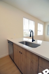 1/2 Month Of Free Rent! Luxury 2 Bedroom/2 Bath Apt in the Heart of St. Johns in the Brand New Lombard Lofts!!!