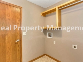 5 Bedroom Home In Derby