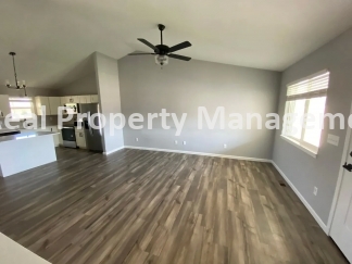 4 Bedroom duplex close to McConnell AFB!!!