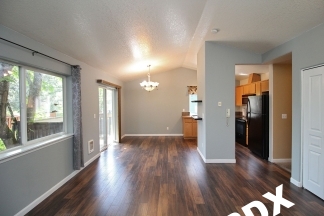 Gorgeous, Clean, and Updated 3 Bedroom Condo in SE Gated Community!