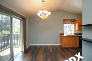 Gorgeous, Clean, and Updated 3 Bedroom Condo in SE Gated Community!