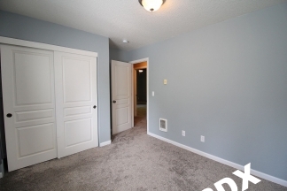 Gorgeous, Clean, and Updated 3 Bedroom Condo in SE Gated Community!