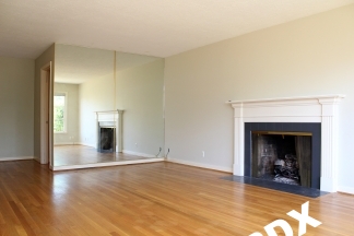 1700+sq ft Sprawling Duplex Ranch Home in Sought-After Raleigh Hills