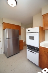 1700+sq ft Sprawling Duplex Ranch Home in Sought-After Raleigh Hills