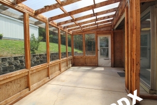 3 Bedroom Duplex Located in Southwest Portland!
