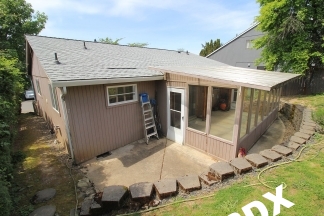 3 Bedroom Duplex Located in Southwest Portland!