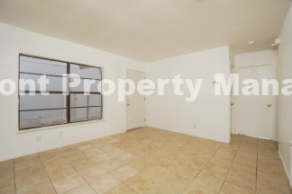 Charming 3-Bed Retreat in San Antonio – Cozy 860 sqft Gem at 5916 Mission Sunrise!