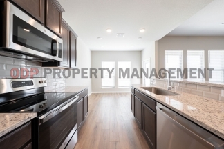 Spacious 4 Bedroom Home in South Temple – Friars Creek Neighborhood
