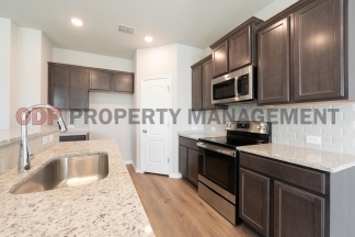Spacious 4 Bedroom Home in South Temple – Friars Creek Neighborhood