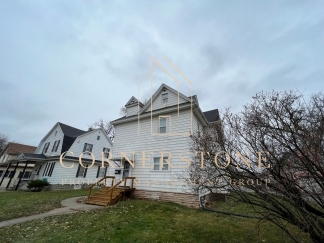 1 bedroom main floor apartment $615
