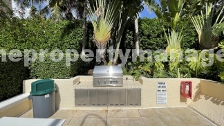 Spacious 2-Bed, 2-Bath Urban Oasis in the Heart of West Palm Beach!