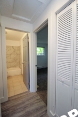 Freshly Remodeled 2 Bedroom Gresham Appt with Garage & Fenced Yard