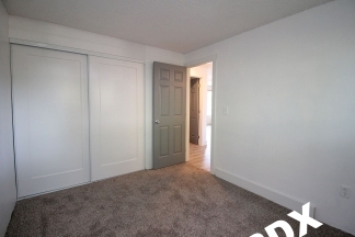 Freshly Remodeled 2 Bedroom Gresham Appt with Garage & Fenced Yard