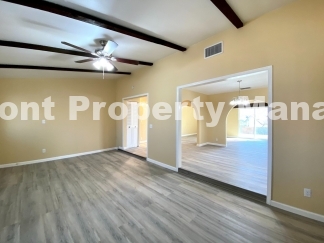 3-Bed, 2-Bath Oasis with 1,726 Sq Ft in San Antonio!