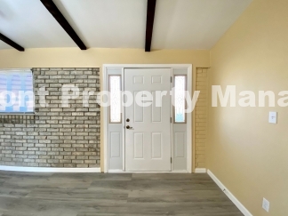 3-Bed, 2-Bath Oasis with 1,726 Sq Ft in San Antonio!