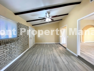 3-Bed, 2-Bath Oasis with 1,726 Sq Ft in San Antonio!