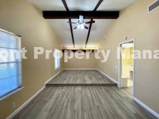 3-Bed, 2-Bath Oasis with 1,726 Sq Ft in San Antonio!