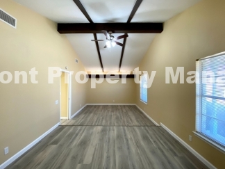 3-Bed, 2-Bath Oasis with 1,726 Sq Ft in San Antonio!