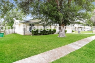 3-Bed, 2-Bath Oasis with 1,726 Sq Ft in San Antonio!